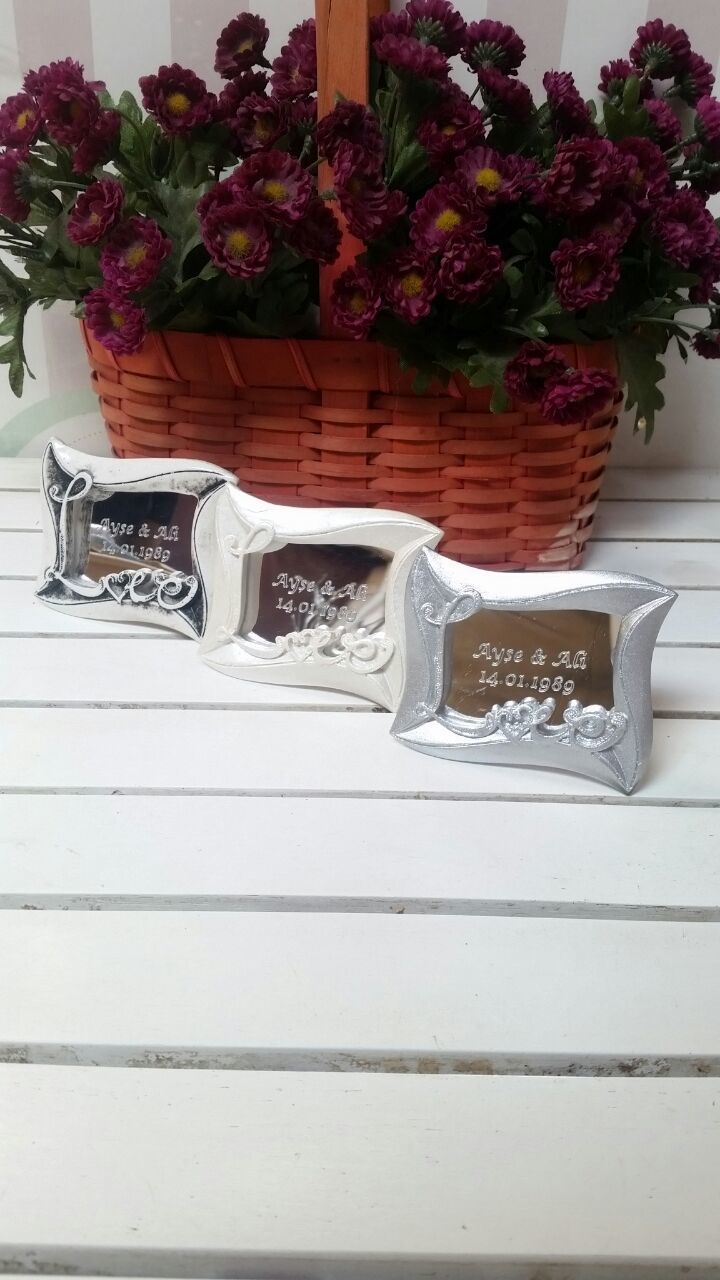 Kişiye Özel Akrilik Ayna Etiketli Polyester Çerçeve