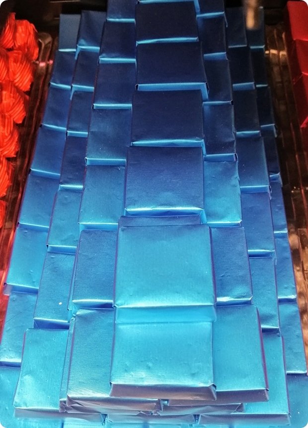 1 Kg Kalın Düz Sütlü Kare Madlen Bebek şekeri çikolatası