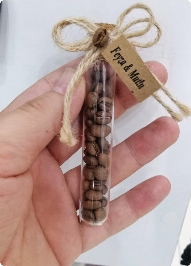 50 Li Süslü Kahve çekirdekli Mantar Tıpalı Tüp şişe