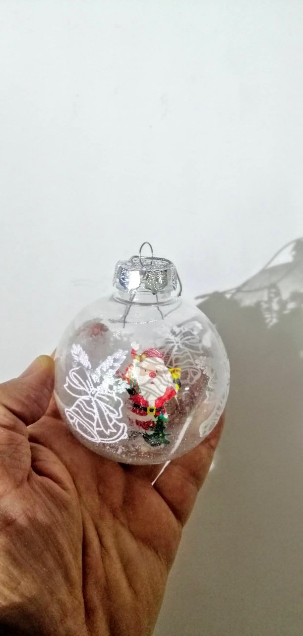 1 Adet Kardan Adamlı 8 Cm Mika Cici Top