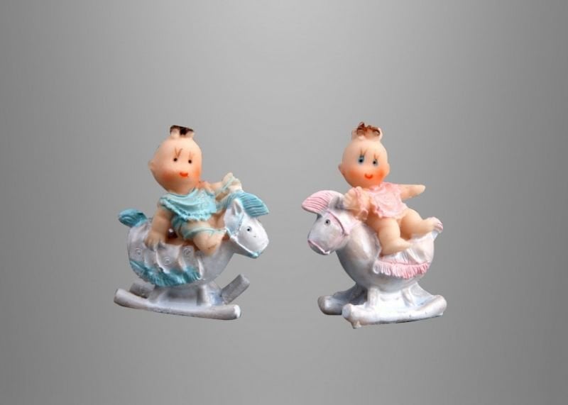 Bebek Atlı Sallanan