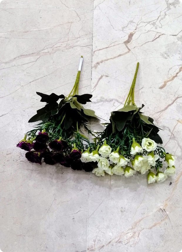 20 li küçük demet gül DISI BEYAZ