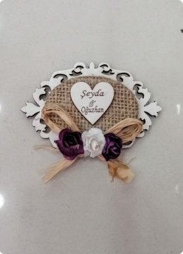 50 Li Ahşap Kalpli desenli çiçekli söz,nişan,nikah şekeri