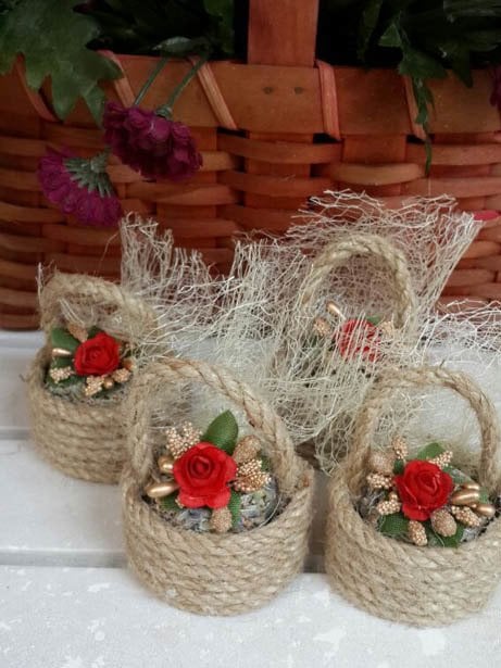 25 li jüt İpten Mini Kırmızı Çiçek Sepeti Süslü Söz-Nişan Sekeri