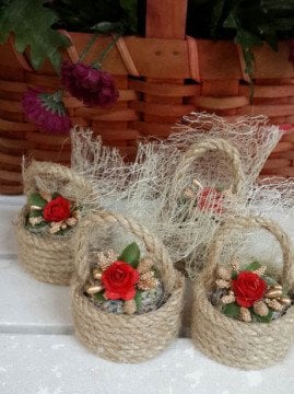 25 li jüt İpten Mini Kırmızı Çiçek Sepeti Süslü Söz-Nişan Sekeri