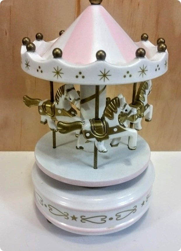 Müzikli Dönen Atlı Karınca