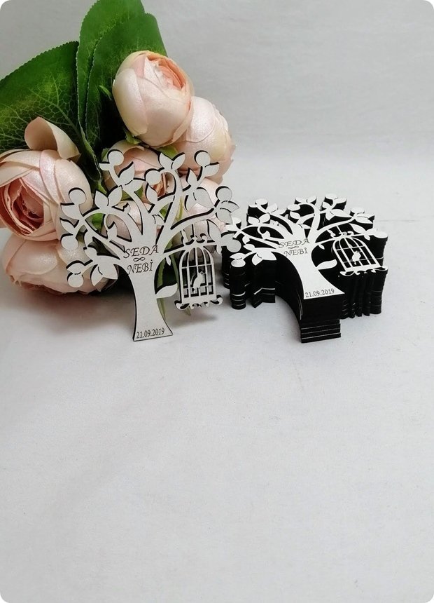 ahşap kafesli hayat ağacı ISIMLI