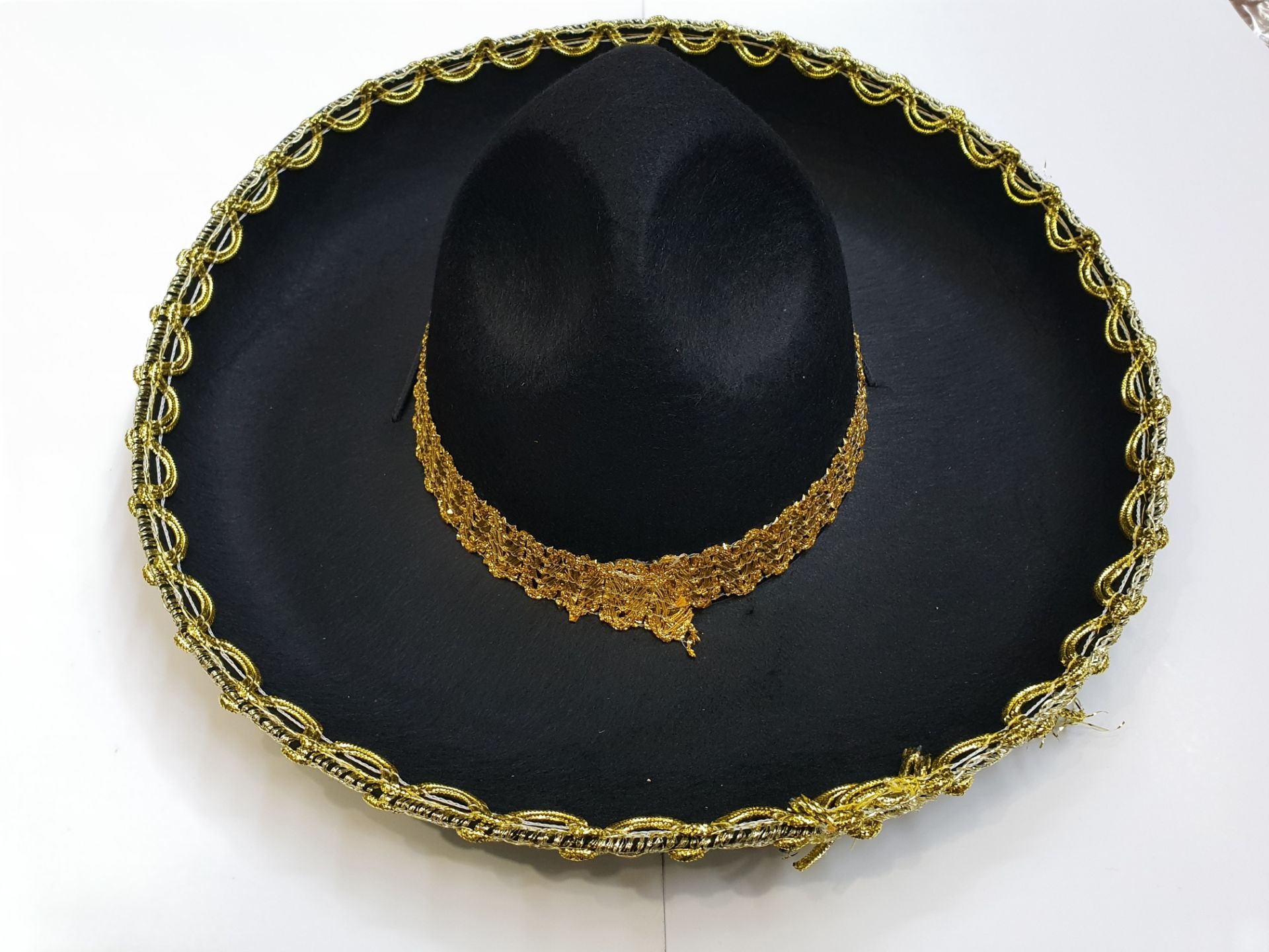 Altın Renk Şeritli Meksika Mariachi Latin Şapkası 55 cm Çocuk