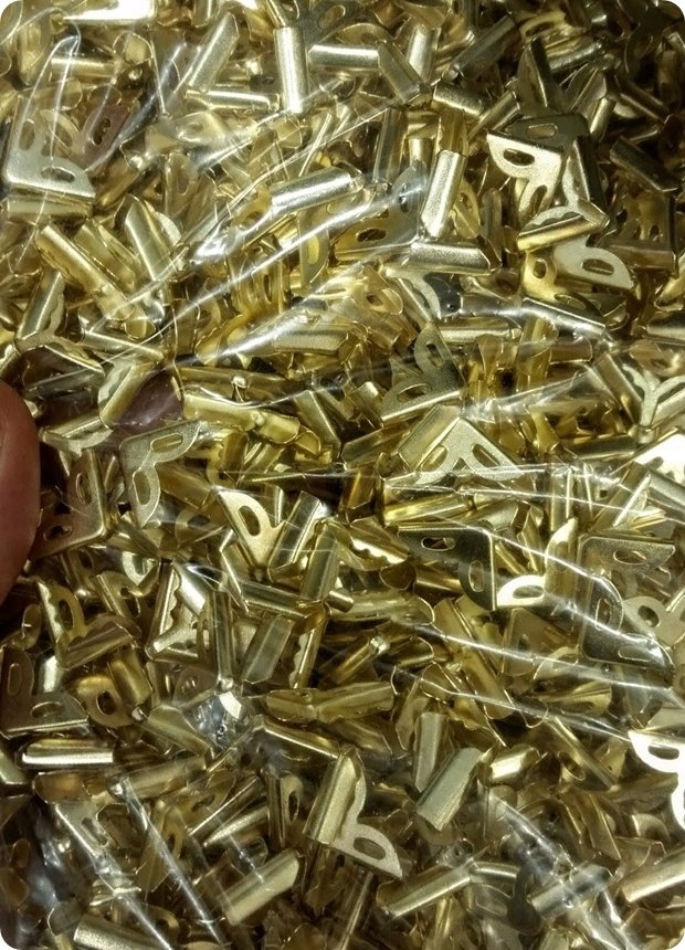 500 Adet Metal Köşelik (Kuran-ı Kerim,Yasin ,Kapak Süsü)