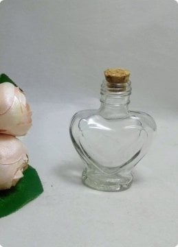 30 Lu Mantar Kapaklı 50 cc Cam Kalp Şişe