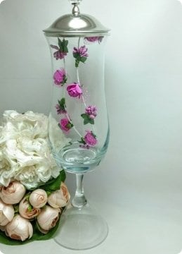 39 Cm Ayaklı, Metal+Kristal Tepelikli Konik Cam Şekerlik