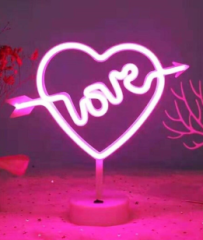 Neon Love Yazılı Masa Gece Lambası USB+Pil