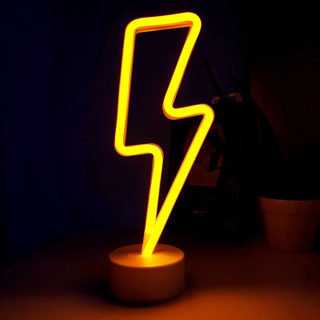 Neon Işıklı Şimşek Lamba