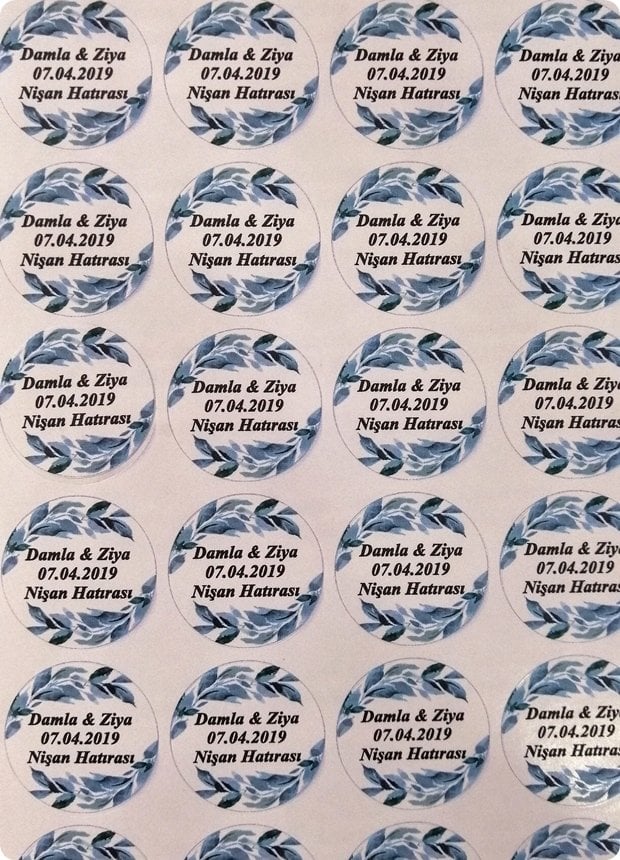 Yapraklı Yuvarlak Nişan Sticker etiket 1 Sayfa(54 adet) Beyaz Karton