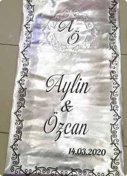 Deri işlemeli runner GUMUS