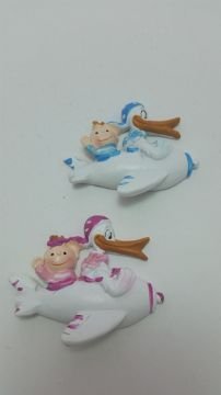 bebek ve donald duck uçakta