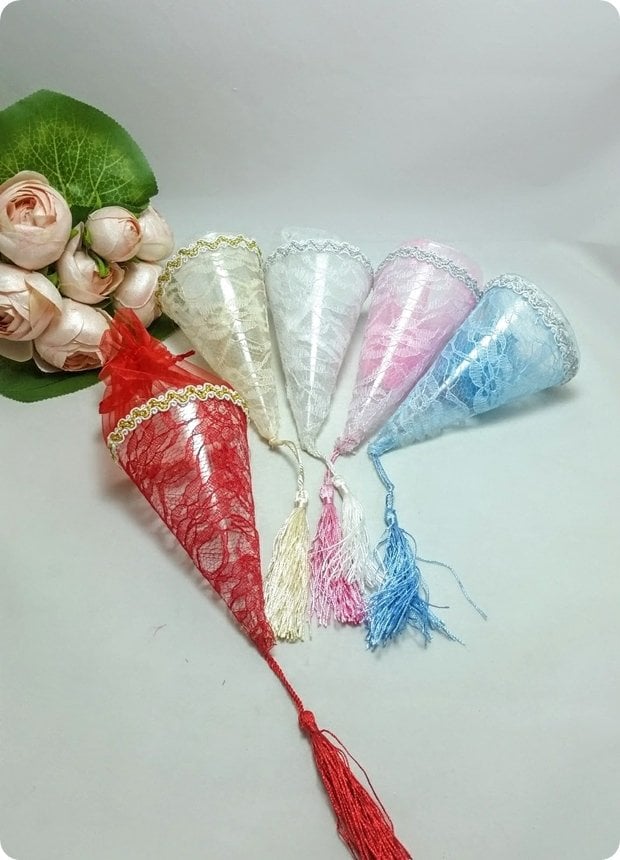 10 lu Kırmızı Dantelli Şeffaf Pvc Çerezlik Külah (Kına söz,nişan,nikah)