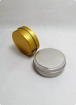 12 Li 7,5x3 Cm Teneke Kutu