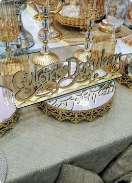 Özel kaplamalı ahşap sonsuzluk işareti masaüstü isimlik ALTIN