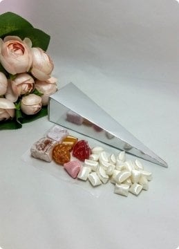 20 li İçi Lokum / Şeker Dolu Mini Mevlid Gümüş Külah