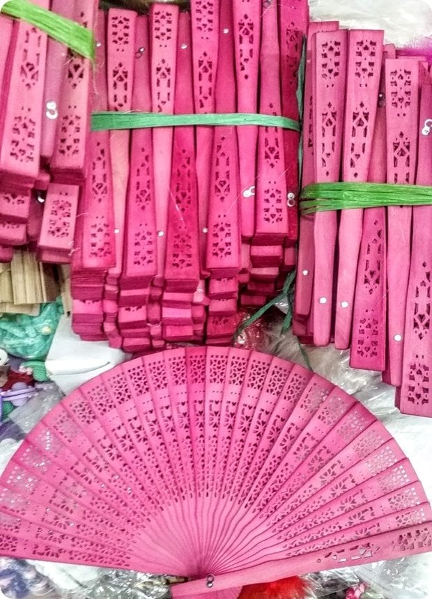 100 lu Fuşya Ahşap Yelpaze ( Püskül Takılabilir )