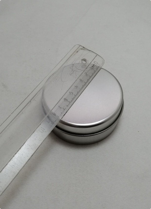 10 Lu  8X4 Cm Teneke Kutu