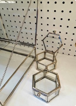 Metal ALTIGEN yüzük kutusu / yükselticisi GUMUS