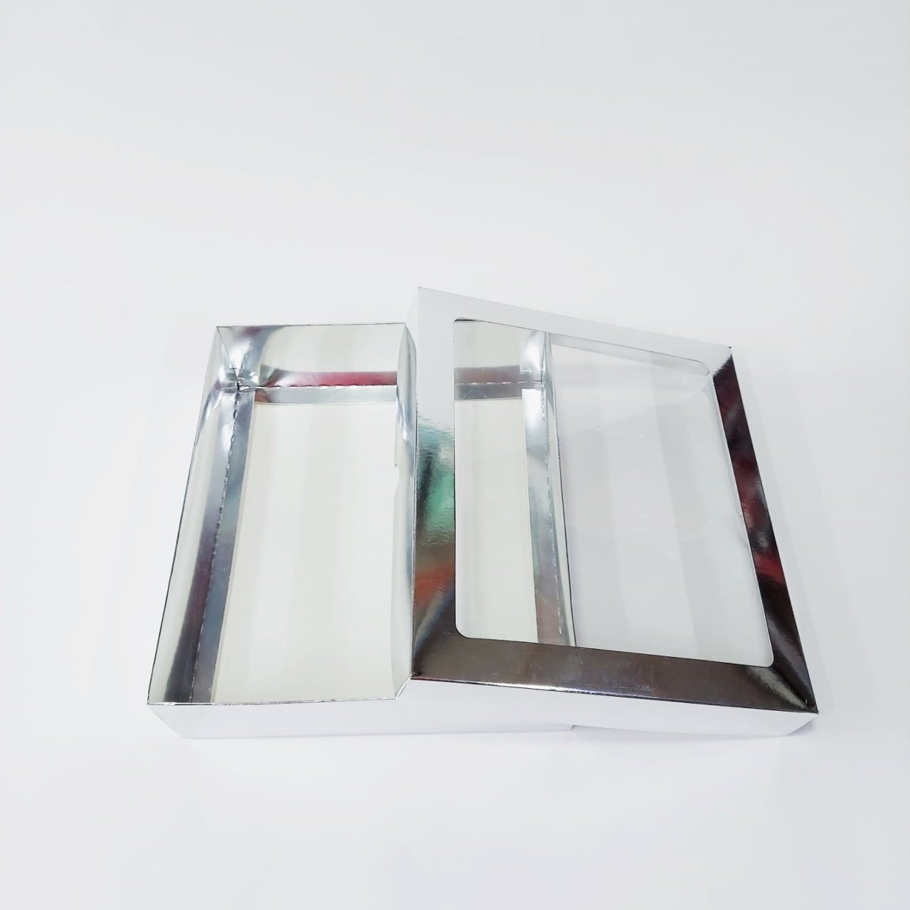 23x20x6 cm Asetat Pencereli Karton Kutu