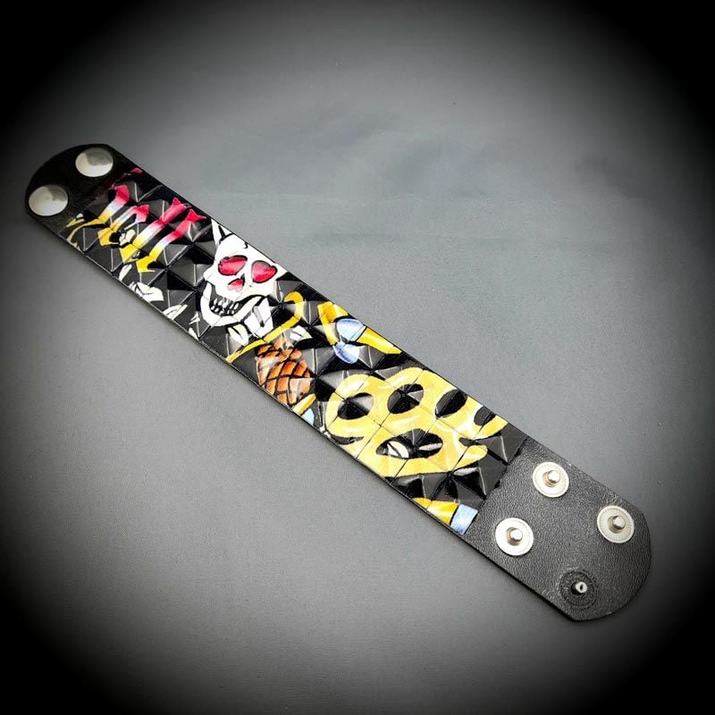 Kuru Kafa Zımbalı Gothic Bileklik Piramit Spike Punk Bilekliği Model 3