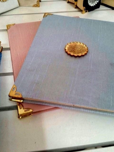 10 Adet 12.50x16.50 cm İpek Şantuk Kumaş Kaplı Yasin i Şerif (128 sayfa)