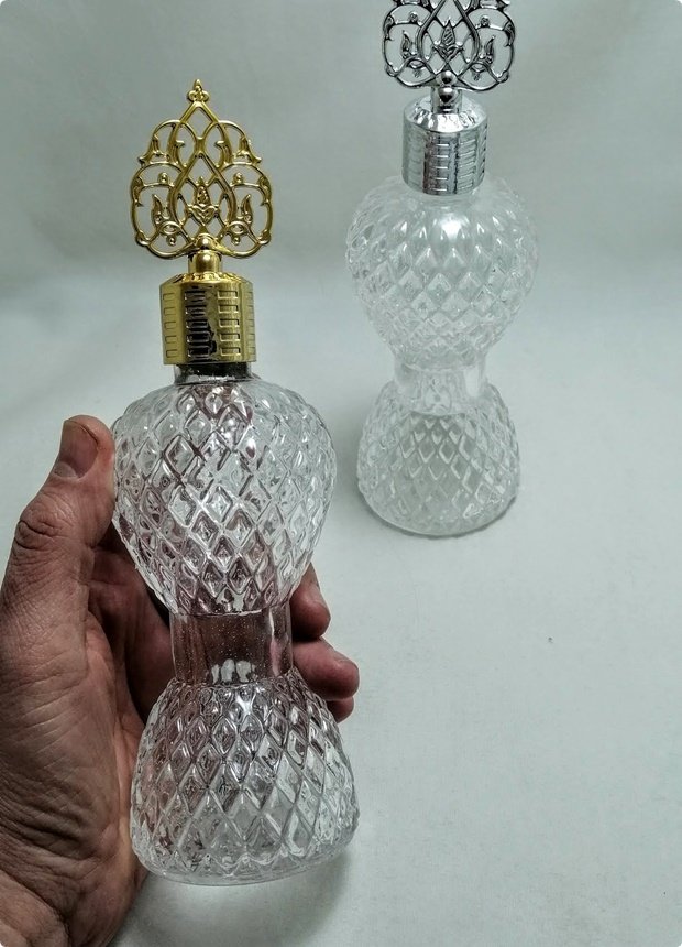 12 Li 150 Cc  Pvc Güneş Tepelikli Baklava Dilimli İnce Bel Cam Kolonya Şişesi