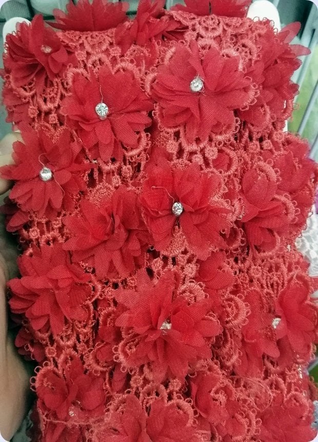 1 Metre Güpürlü taşlı lazer kesim kumaş çiçek LILA