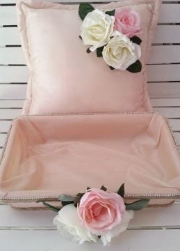 2 li set güllü (Sepet + Takı yastığı)