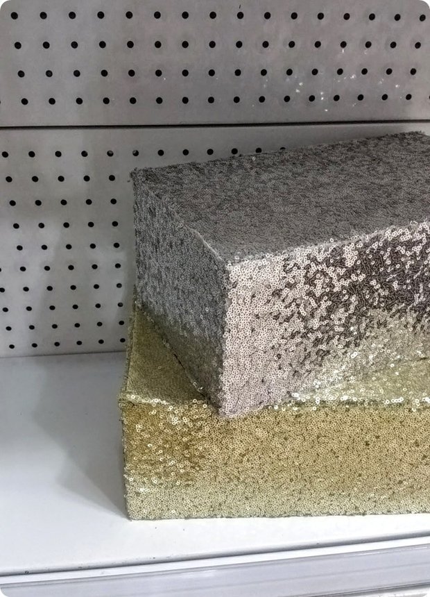 30 cm dikdörtgen payet kumaşlı altlık Yükselti SIYAH