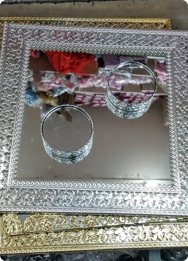 Kare Metal Desenli Aynalı Söz,Nişan Yüzük Tepsisi / Supla