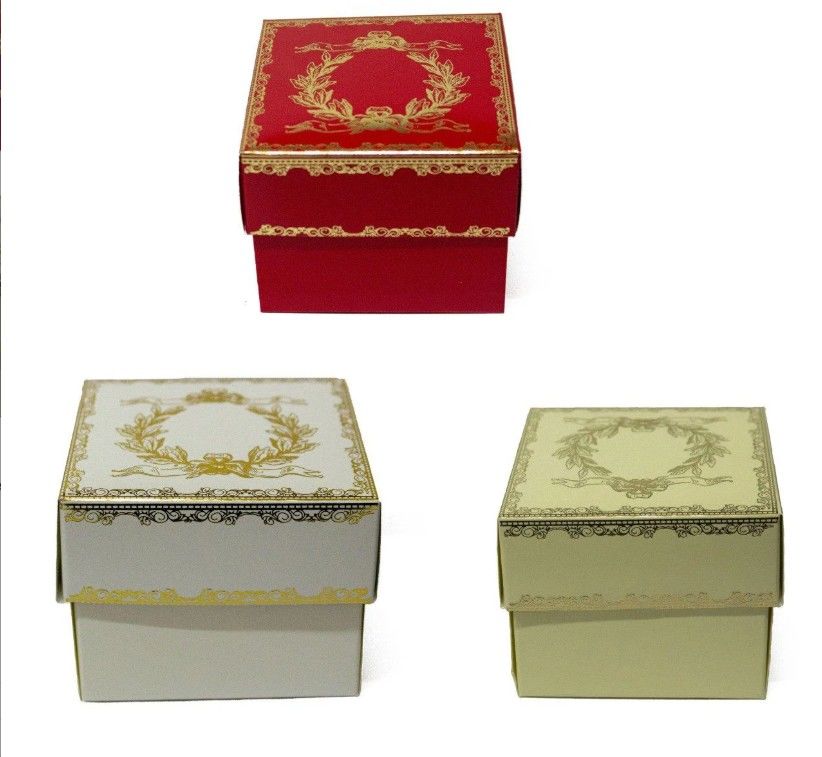 Yaldızlı Karton Kutu (8x8x6 cm 25 adet)