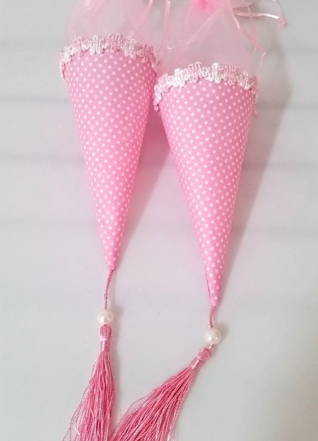 Pembe Puantiyeli Püsküllü Pvc Külah