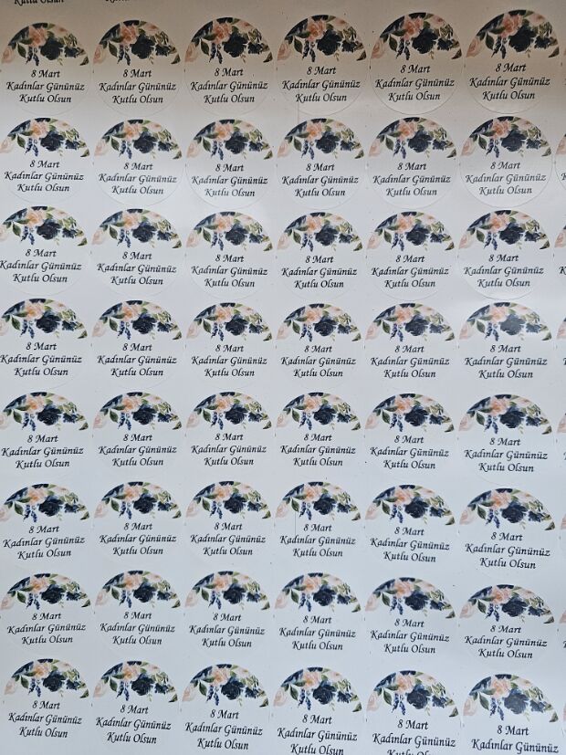 Kadınlar Günü Özelleştirilebilir 3 Cm Yuvarlak etiket 1 Sayfa (54 adet)