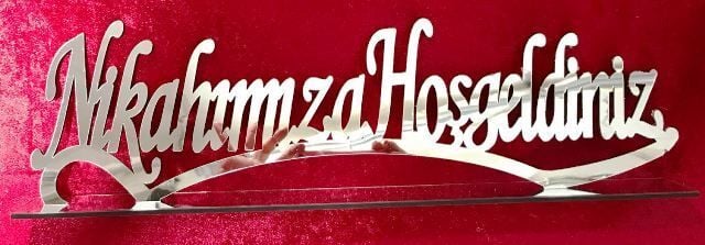 Nikahımıza Hoşgeldiniz Pleksi ayna & ahşap isimlik tabanlık GUMUS
