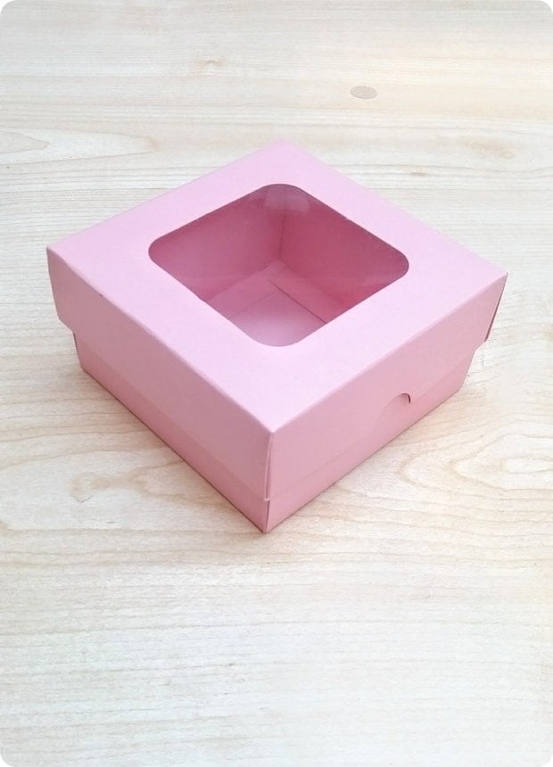 10x10x5 cm Kare Pencereli Karton Asetat Kutu 20 li