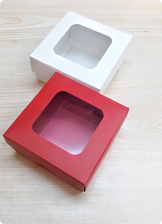 10x10x5 Cm Pencereli Karton Kare Asetat Kutu 20 li