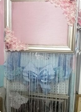 Süslü Saçaklı Ahşap Şantuk Kumaşlı Çerçeve Kapı süsü (isim yazmaya hazır)