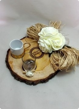 Süslü Kütük Krem damat kahvesi Tepsi & Fincan Seti