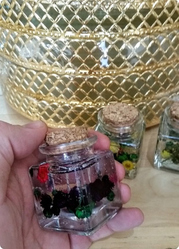 1 Pk Çiçekli Jel Mum (Mantar Kapaklı Kare Kavanoz)