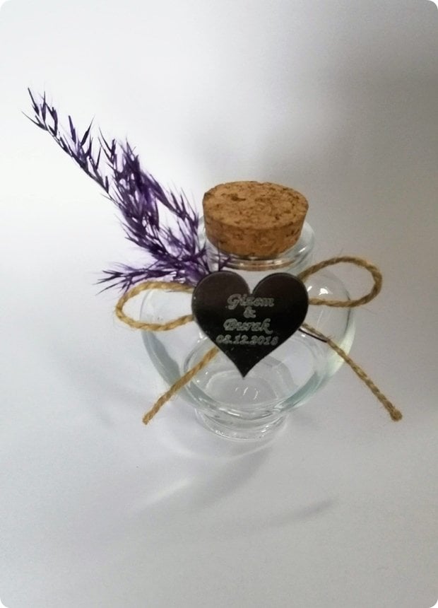 50 li Süslü Mantar Tıpalı 50 cc Cam Kalp Şişe 100 Adet / Paket