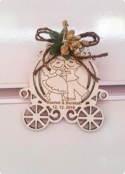 Ahşap Bal Kabağı Araba Nikah Şekeri (İsim Yazılı ,Lazer Kesim)