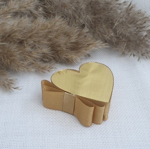 Kalp KURDELALI yüzük yükselticisi(6,5*6,5cm)