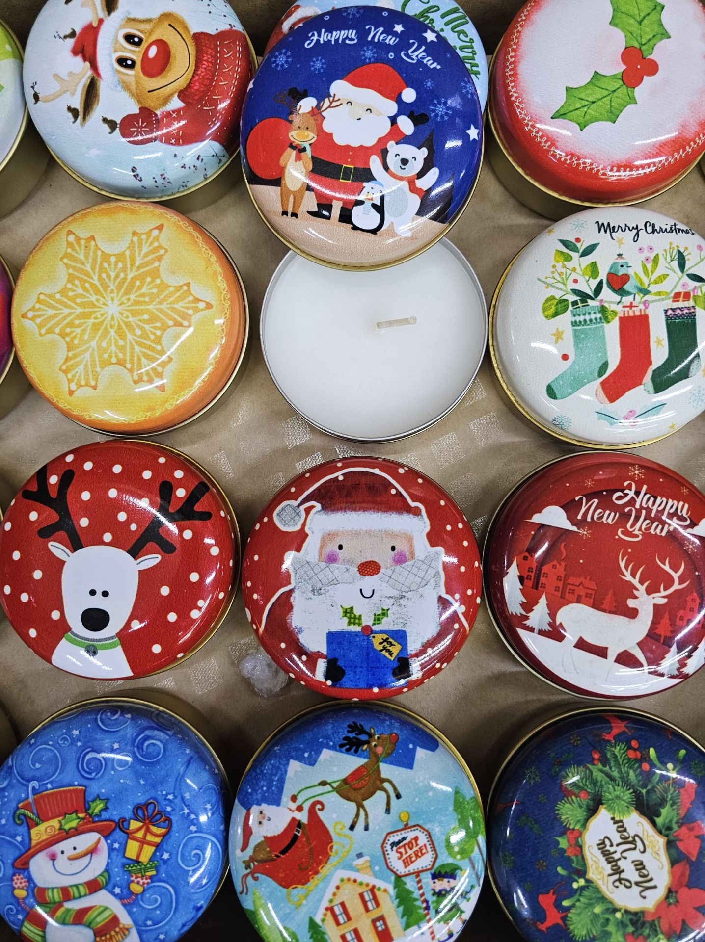 20 Li Yılbaşı Desenli Bombeli Metal Teneke Kutulu Kokulu Mum