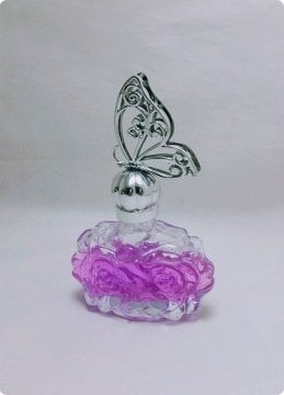 12 li 3 Boyutlu pvc Kelebek Tepelikli Güllü Cam Kolonya Şişesi