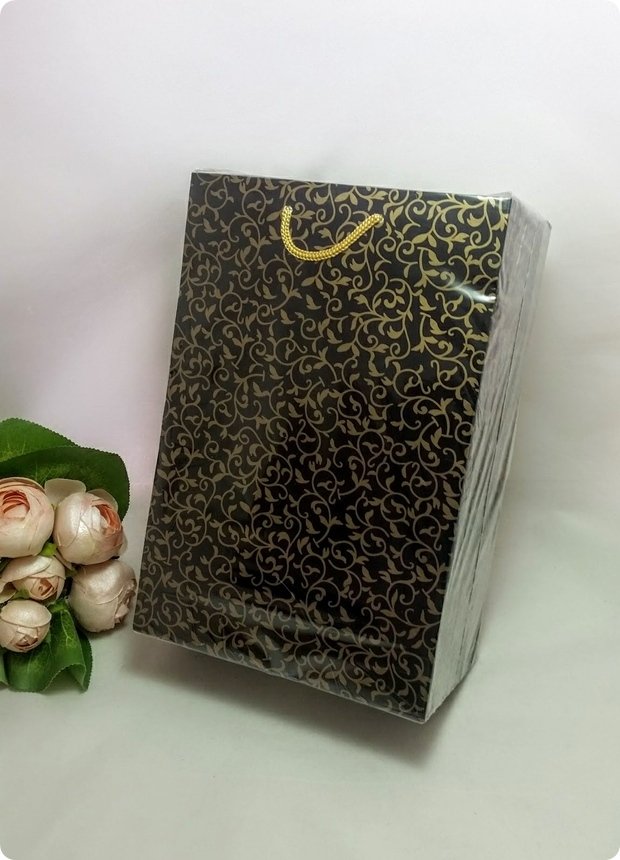 25 Li 17x25 cm Selefonlu Karton Çanta / Poşet Siyah Zemin Sarmaşık Desen